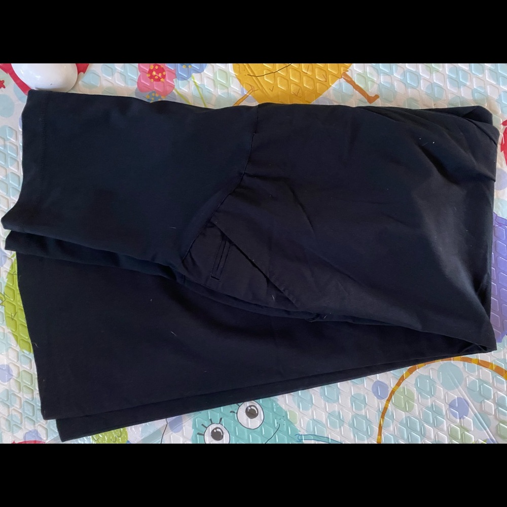 Liz Lange Full panel Maternity pants